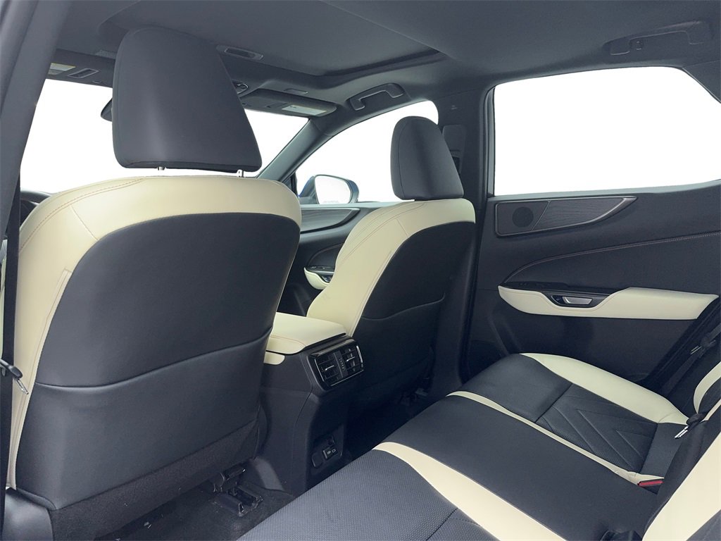 Used 2023 Lexus NX 350 AWD w/ Luxury Package image 39