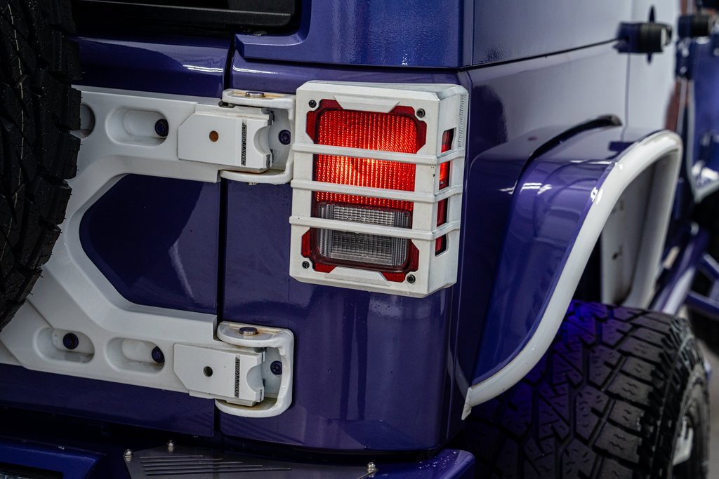 Used 2018 Jeep Wrangler Unlimited Sahara image 29