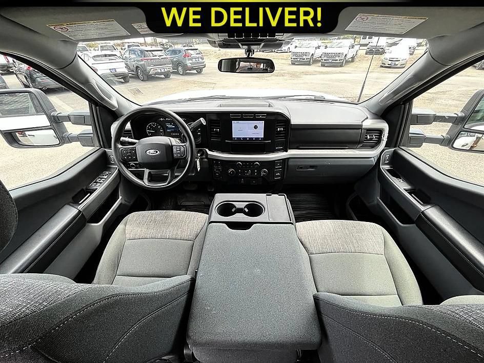 Used 2024 Ford F550 4x4 Crew Cab Super Duty image 13