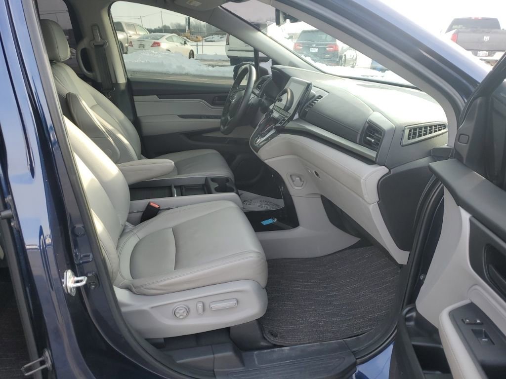 Used 2023 Honda Odyssey EX-L image 32