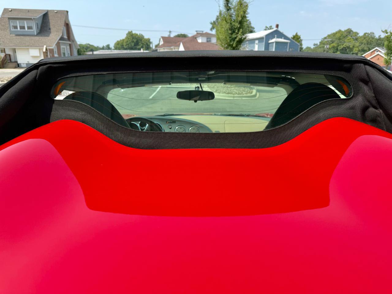 Used 2006 Pontiac Solstice Convertible w/ Premium Package RWD image 25