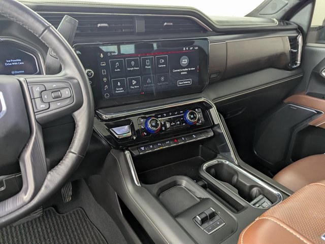 Used 2025 GMC Sierra 2500 Denali Ultimate image 15