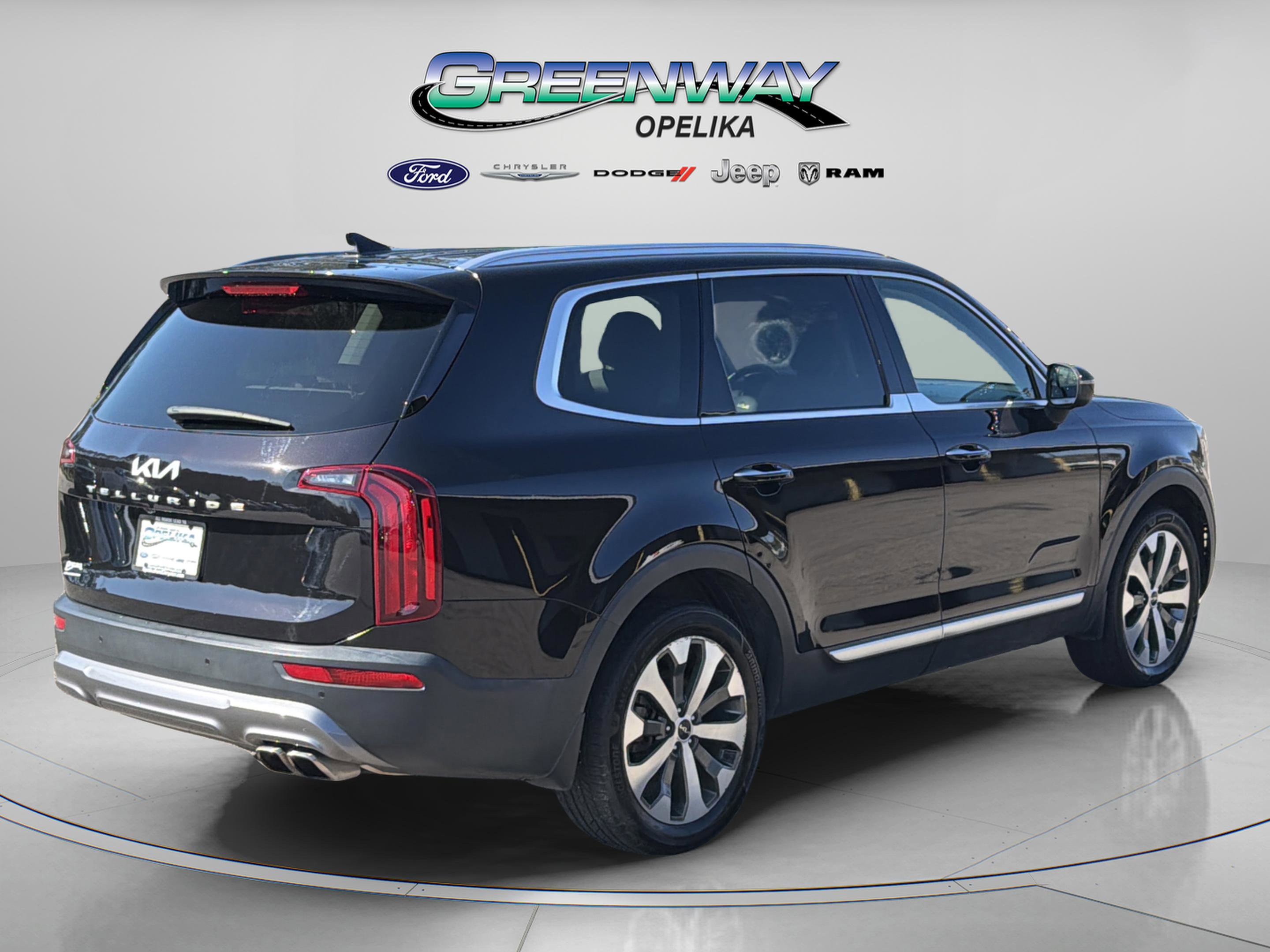 Used 2022 Kia Telluride S image 7