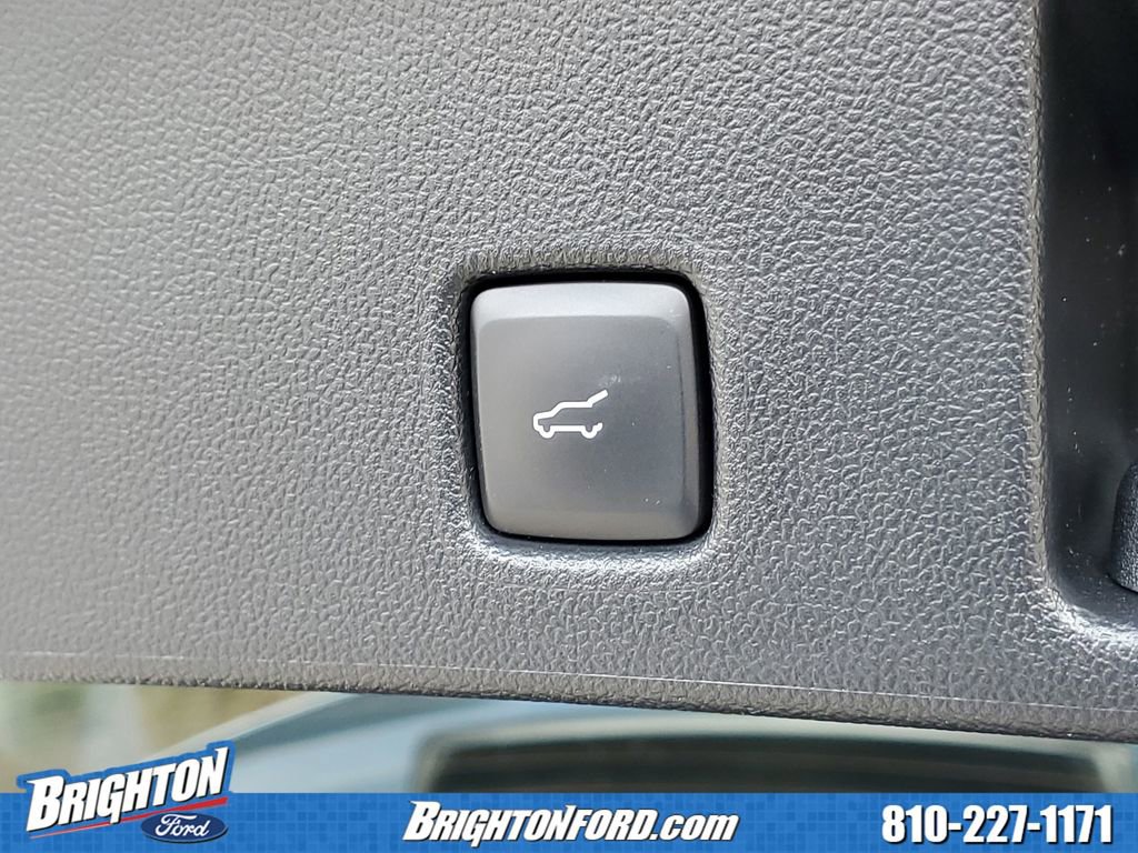 Used 2023 Ford Escape ST-Line Select w/ Tech Pack #2 image 9