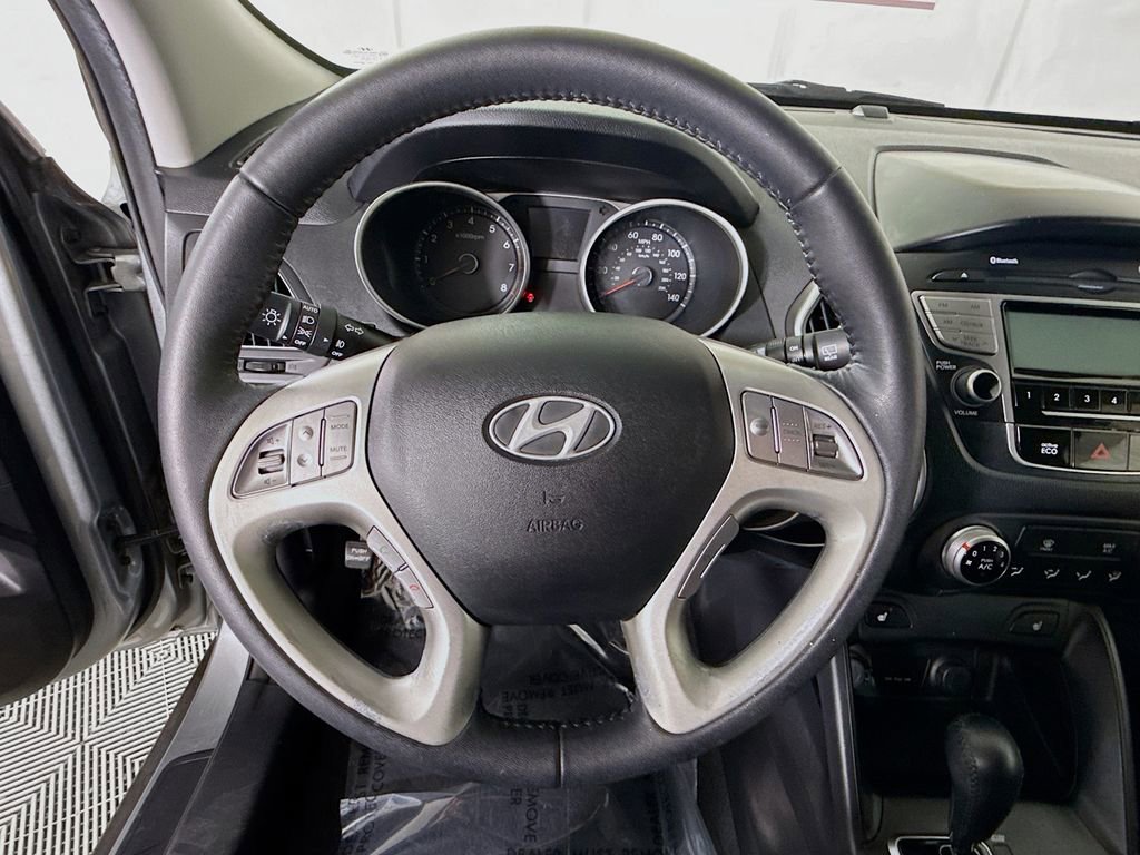 Used 2013 Hyundai Tucson GLS image 18