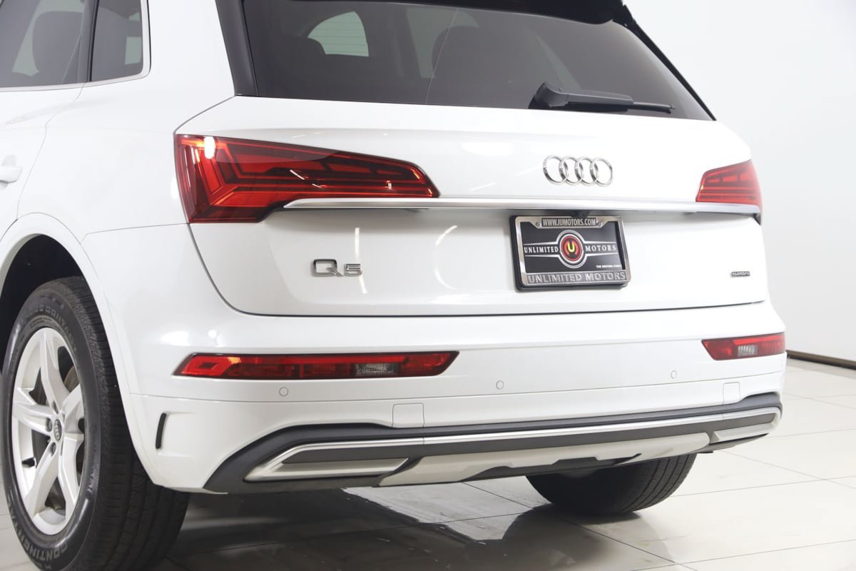 Used 2023 Audi Q5 2.0T Premium w/ Convenience Package AWD/4WD image 22