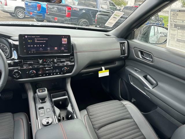 New 2026 Nissan Pathfinder Rock Creek image 18