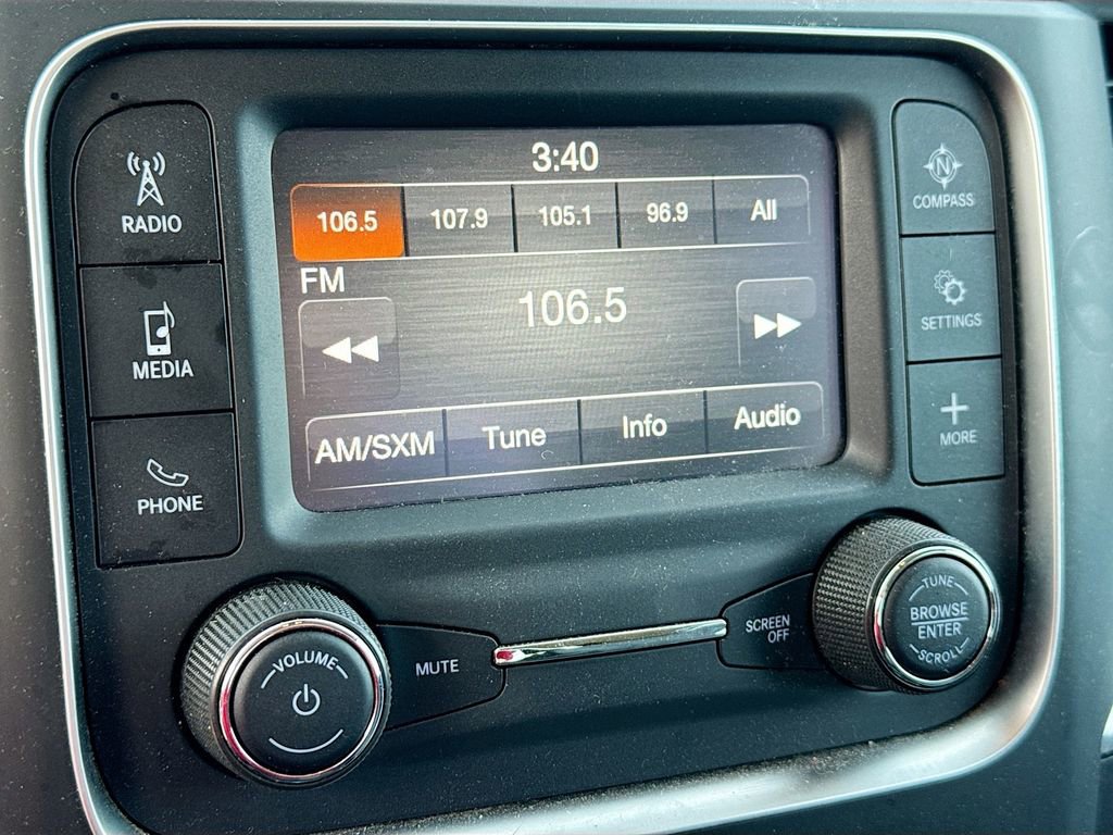 Used 2022 RAM 1500 Classic SLT image 14