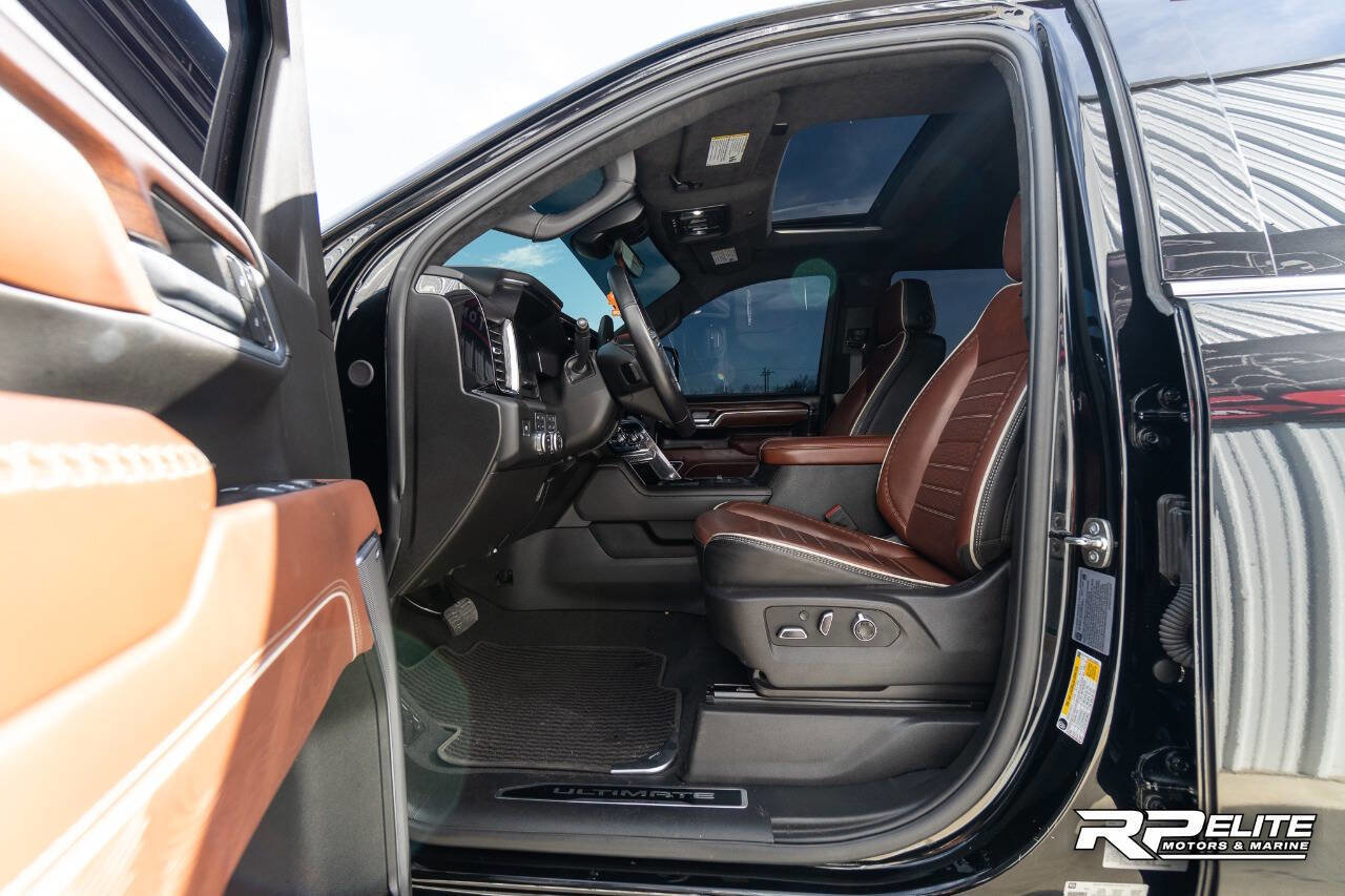 Used 2025 GMC Sierra 2500 Denali Ultimate image 46