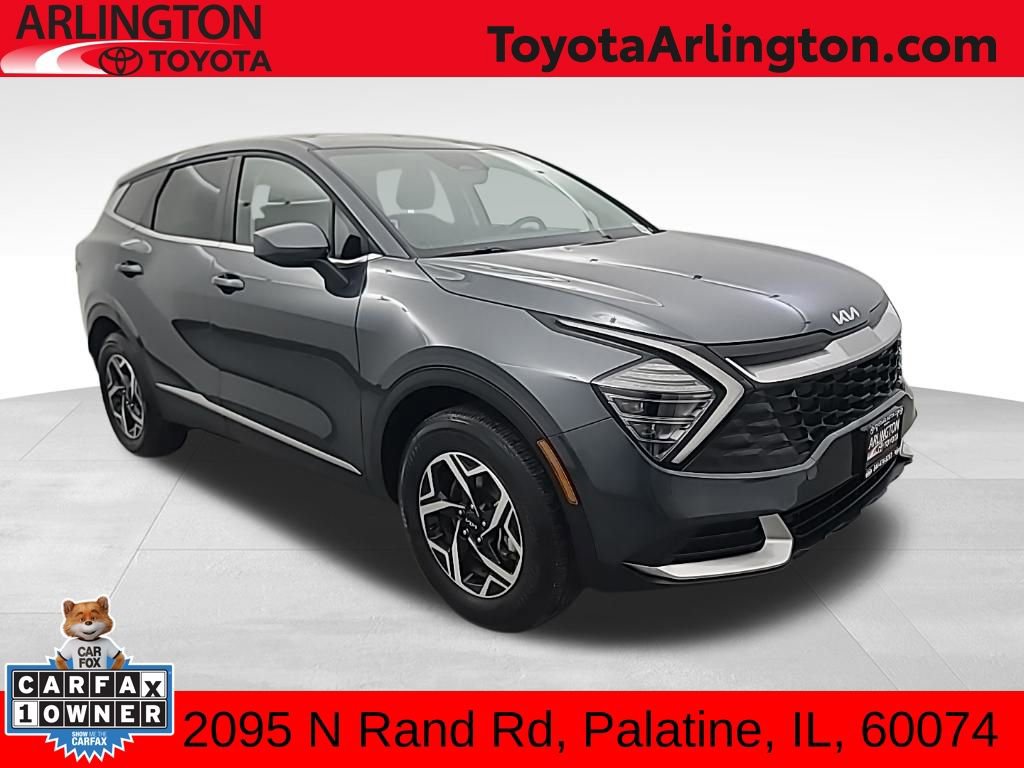 Used 2025 Kia Sportage LX image 1