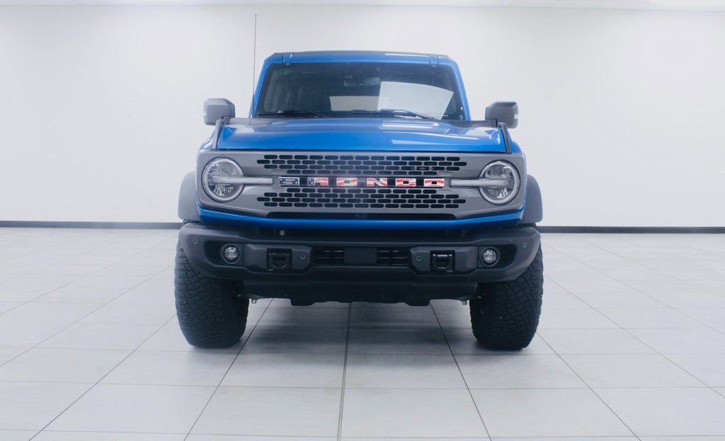 Used 2023 Ford Bronco Badlands image 5