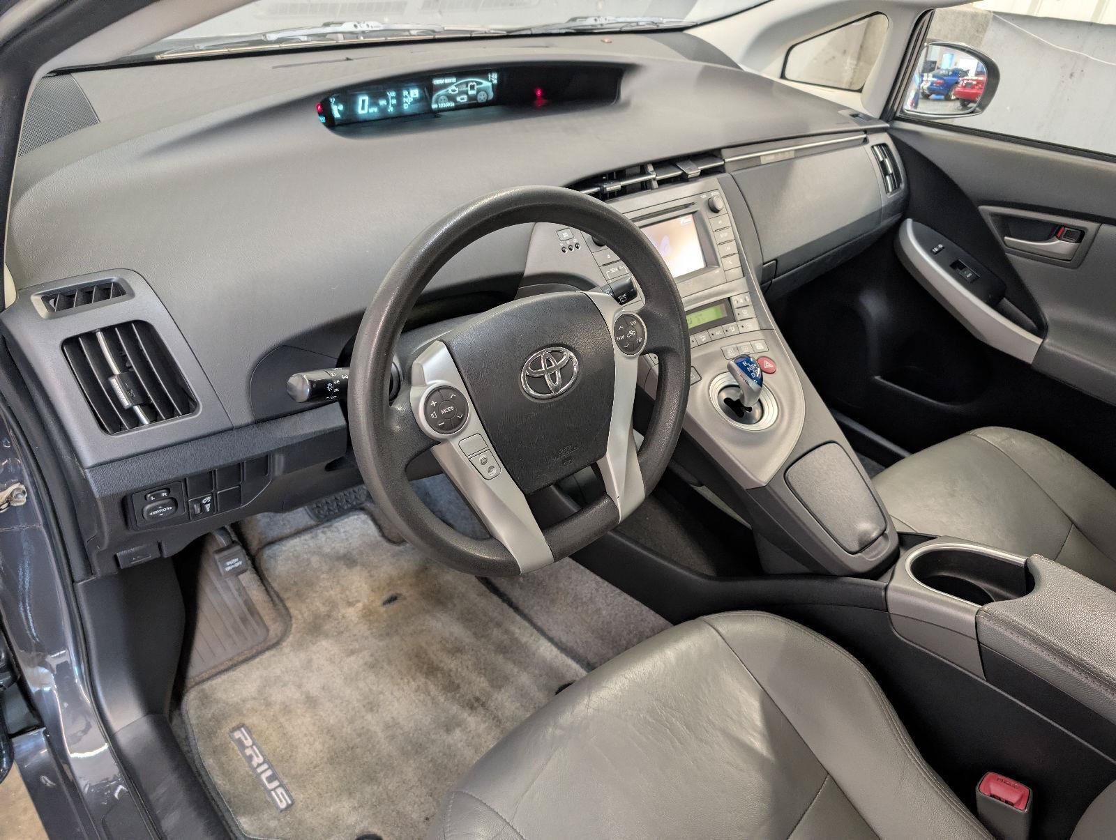 Used 2012 Toyota Prius Two FWD image 4