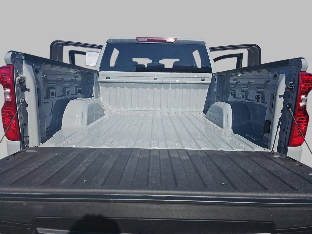 Used 2024 Chevrolet Silverado 1500 LT AWD/4WD image 15