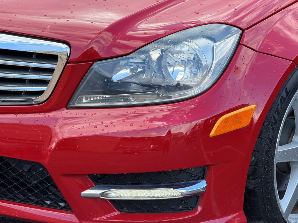 Used 2012 Mercedes-Benz C 300 4MATIC Sedan image 7