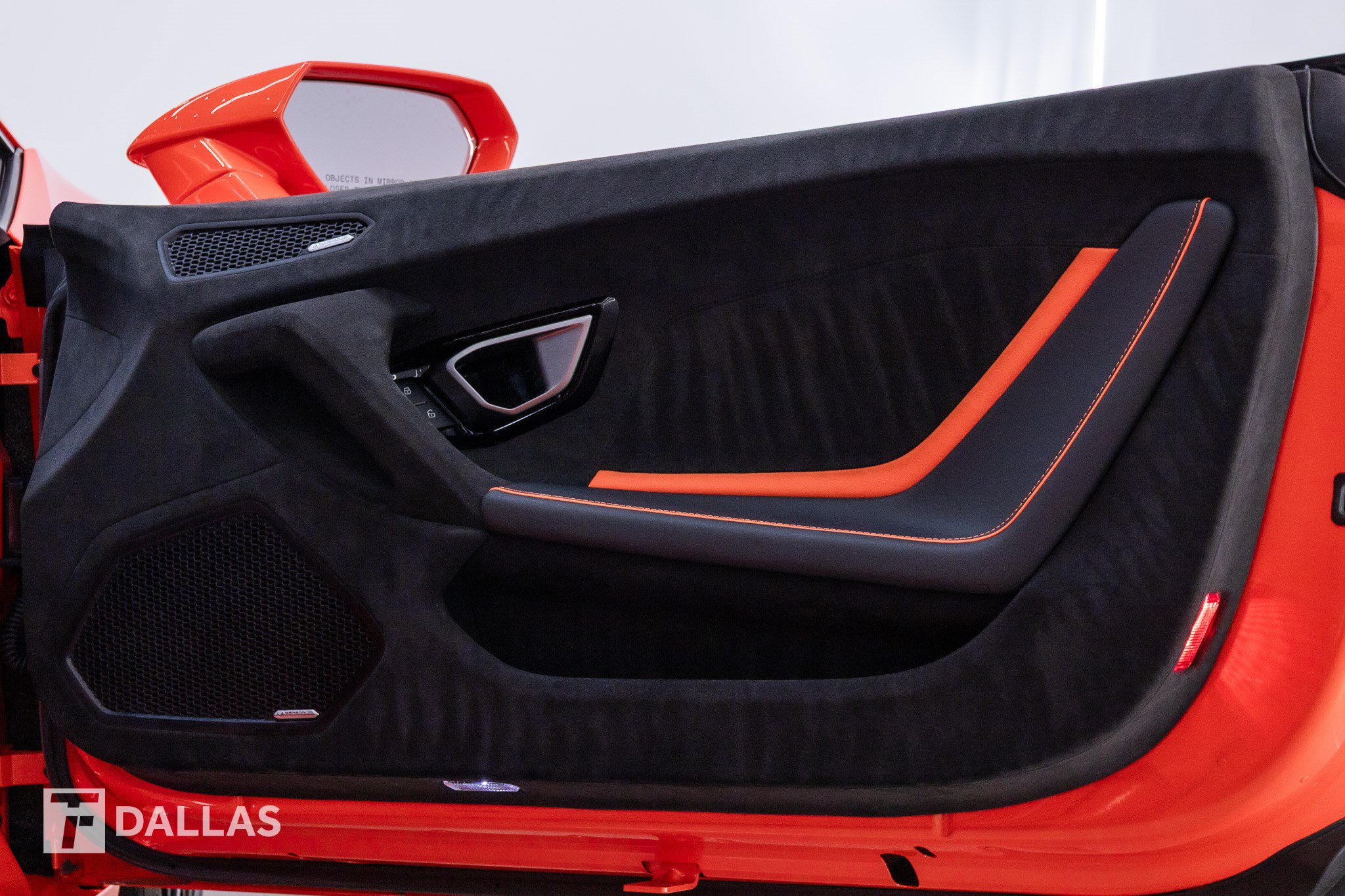 Used 2023 Lamborghini Huracan Tecnica RWD image 33