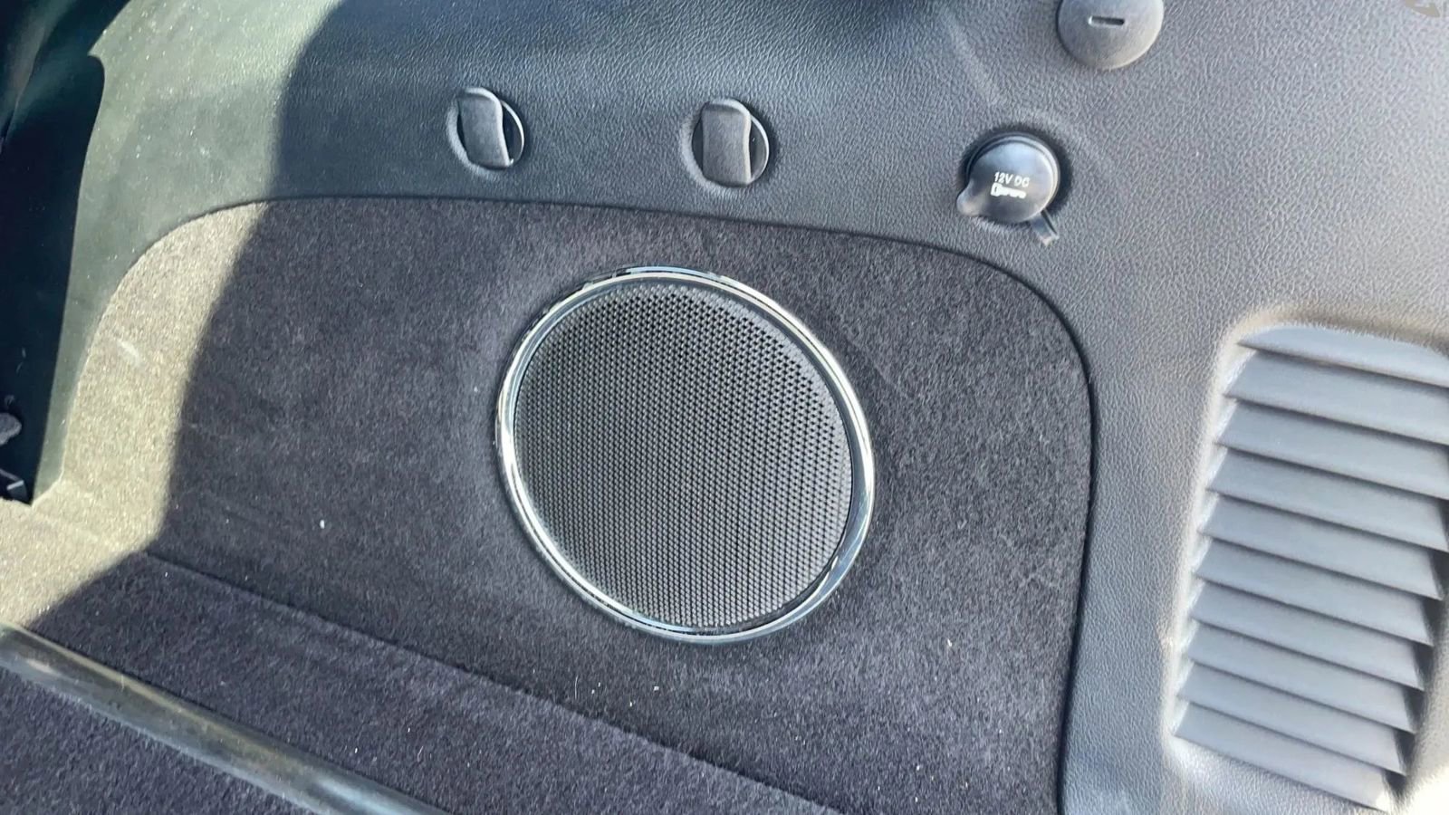 Used 2015 Jeep Grand Cherokee High Altitude RWD image 28