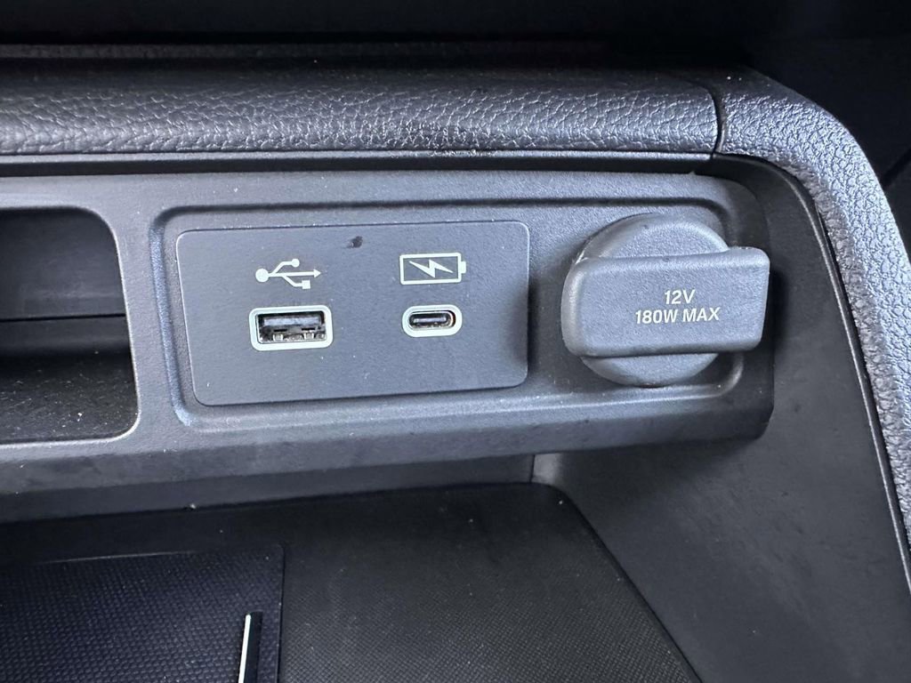 Used 2025 Honda Pilot EX-L image 27