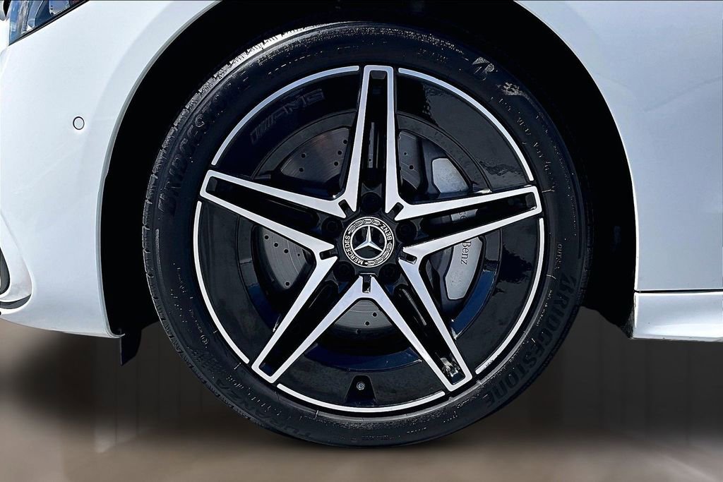 Used 2023 Mercedes-Benz C 300 Sedan image 32