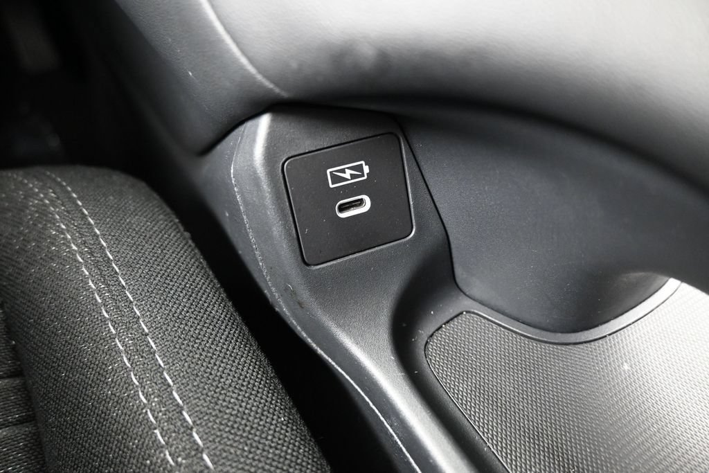 Used 2025 Honda HR-V LX image 26