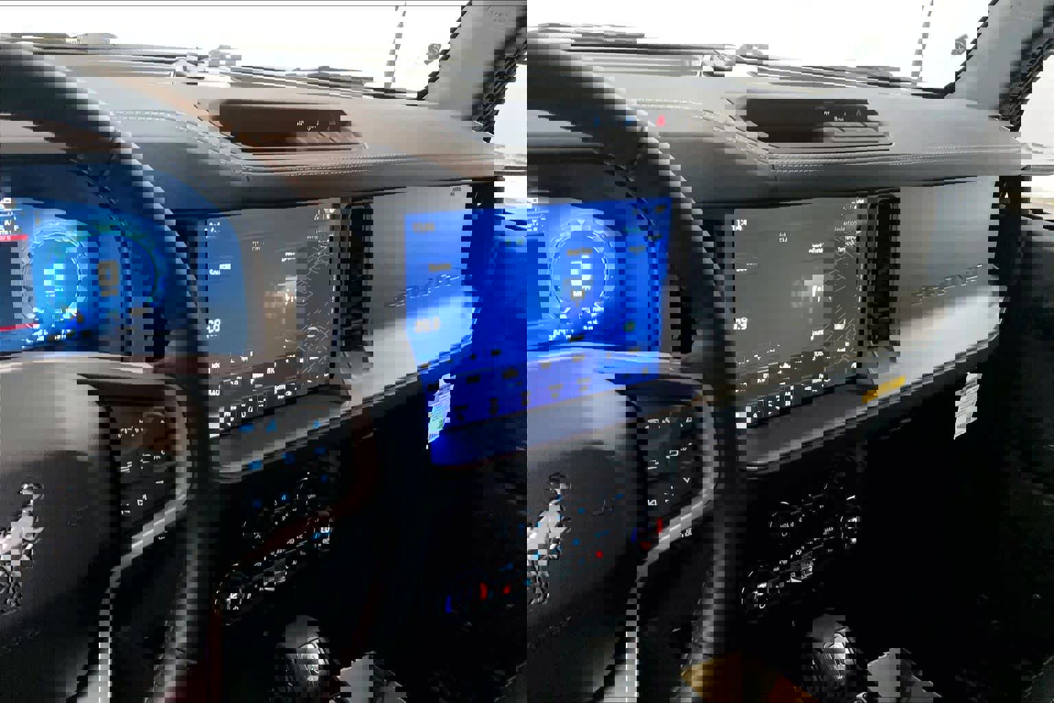 New 2025 Ford Bronco Outer Banks image 5