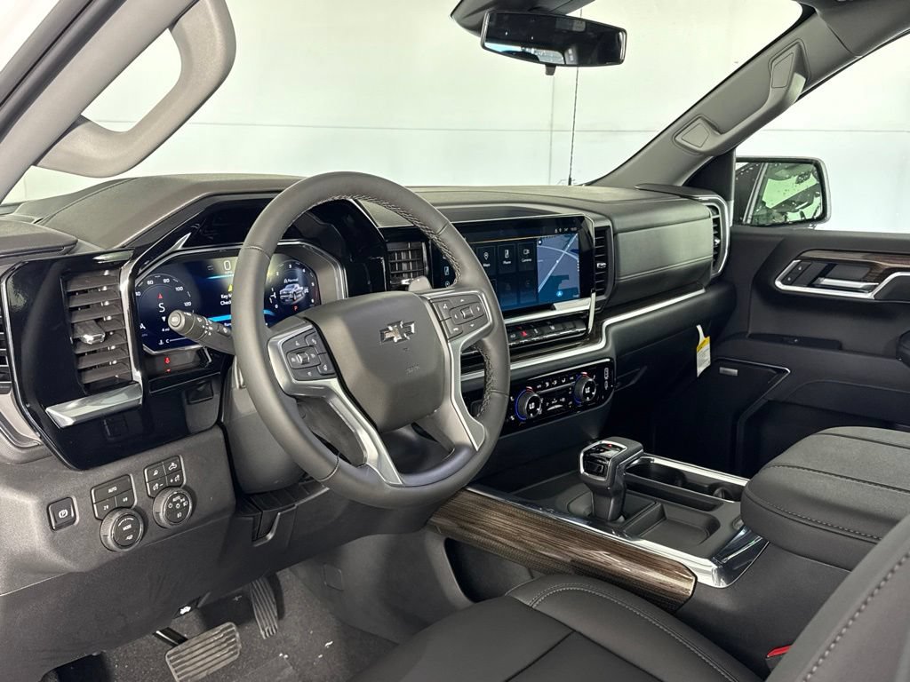 New 2026 Chevrolet Silverado 1500 RST w/ RST All Star Premium Package AWD/4WD image 9