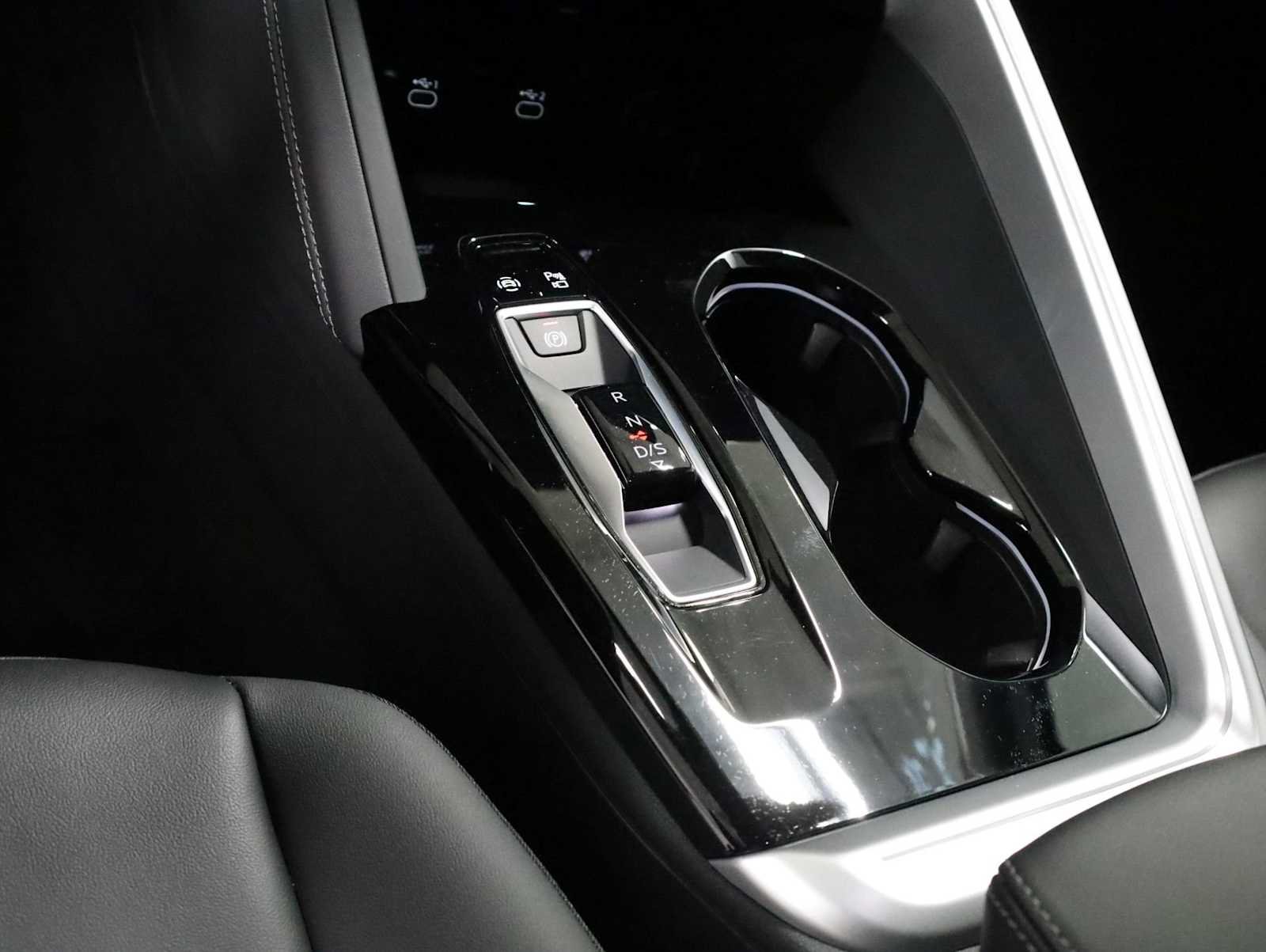 Certified 2025 Audi Q5 Premium AWD/4WD image 26