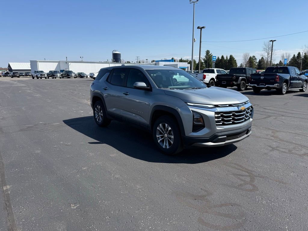 Used 2026 Chevrolet Equinox LT AWD/4WD image 5