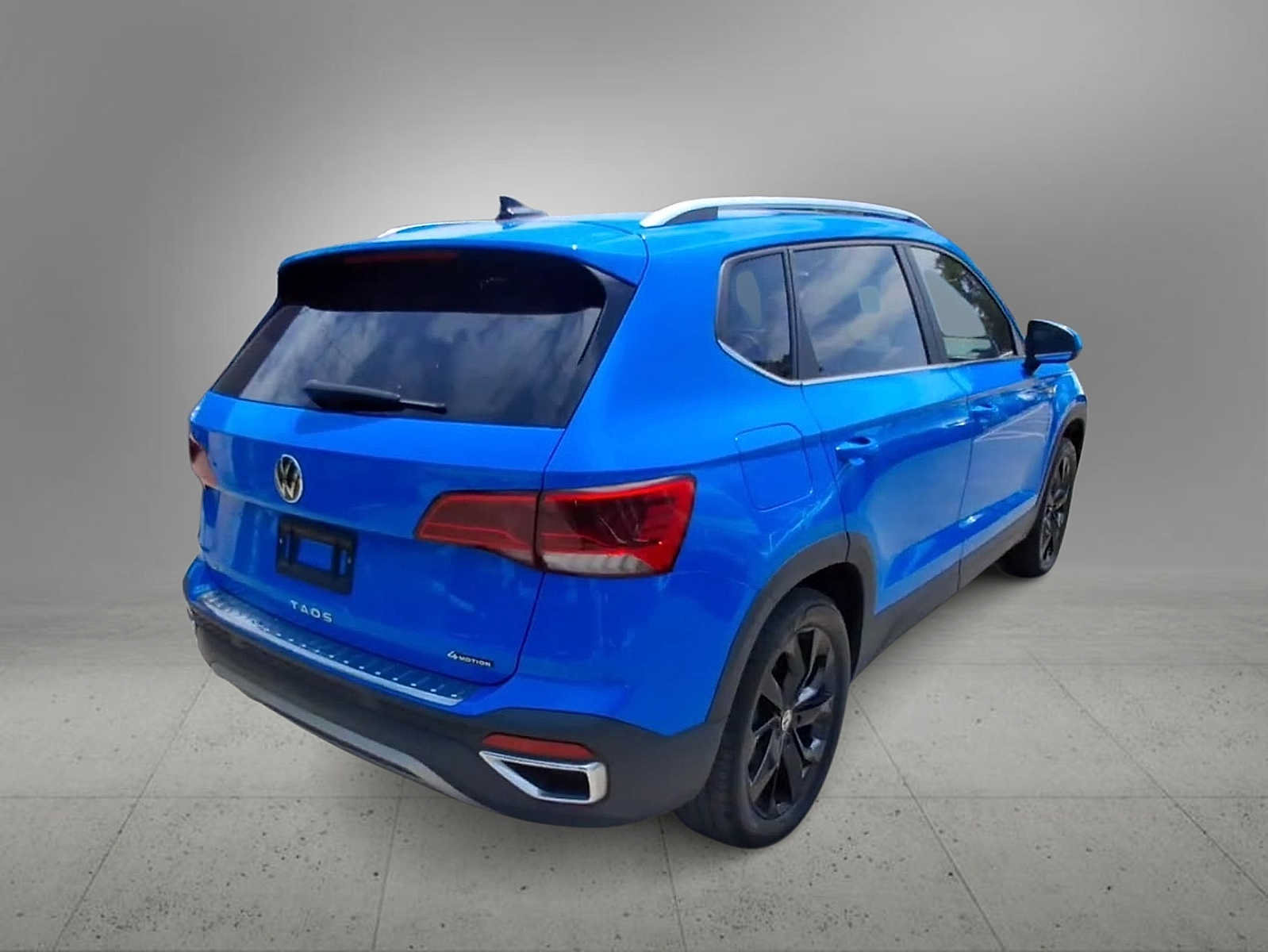 Used 2023 Volkswagen Taos SE AWD/4WD image 8