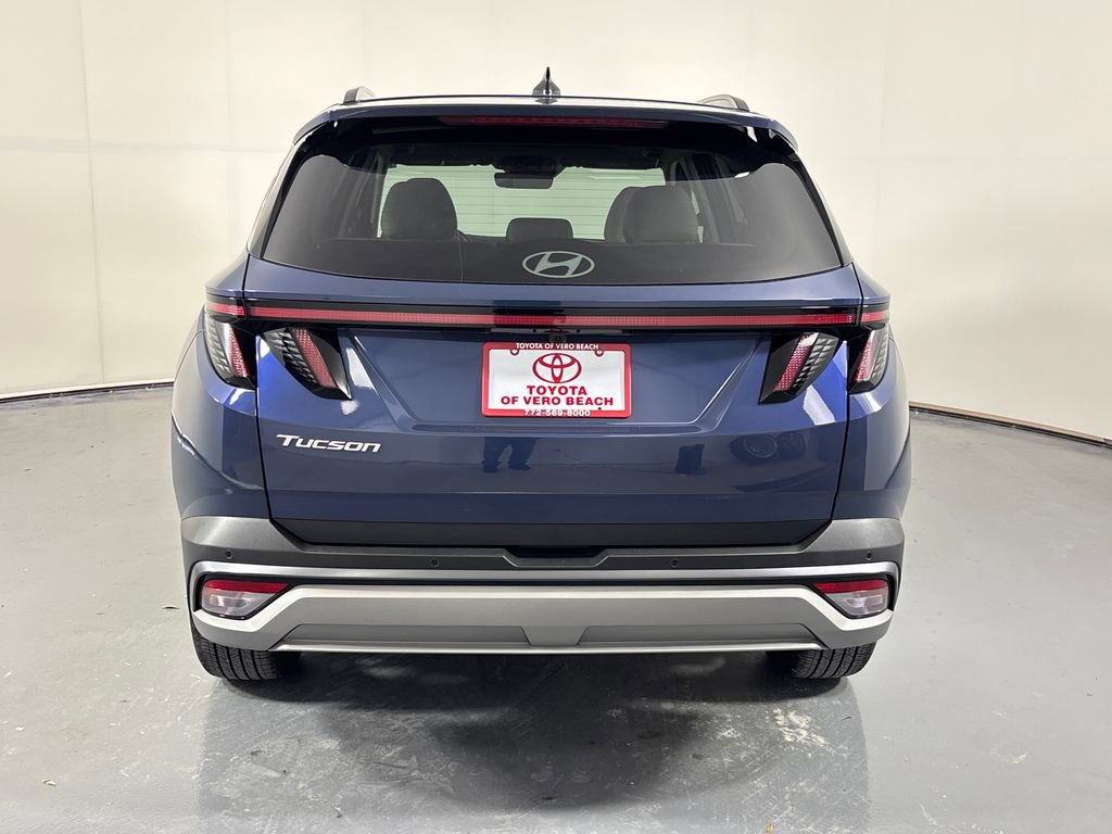 Used 2025 Hyundai Tucson Limited image 6