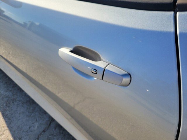 Used 2017 Chevrolet Camaro SS image 9