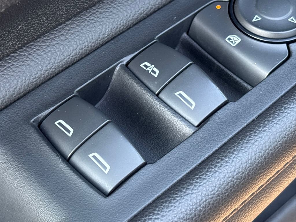 Used 2018 GMC Terrain SLE w/ Driver Convenience Package image 32