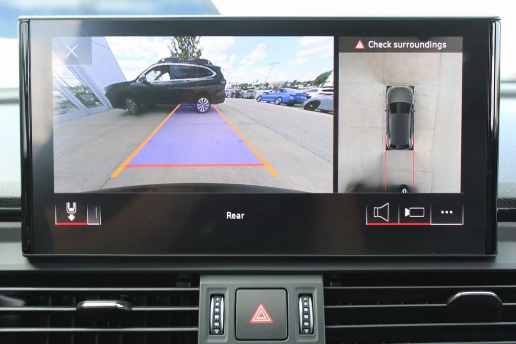 Used 2022 Audi SQ5 Premium Plus w/ Premium Plus Package image 19