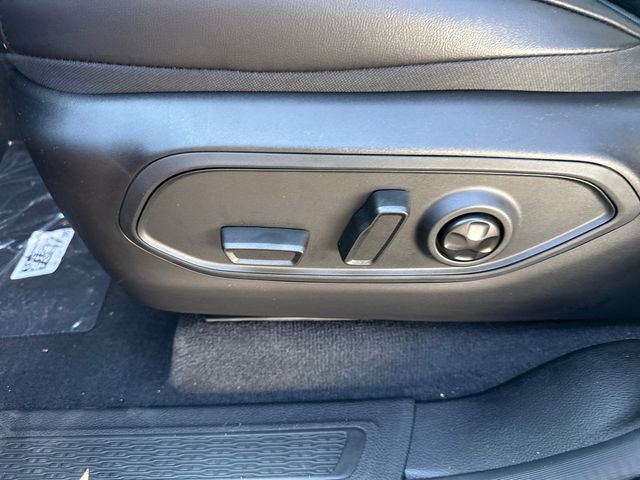 New 2025 Jeep Grand Cherokee L Altitude image 13