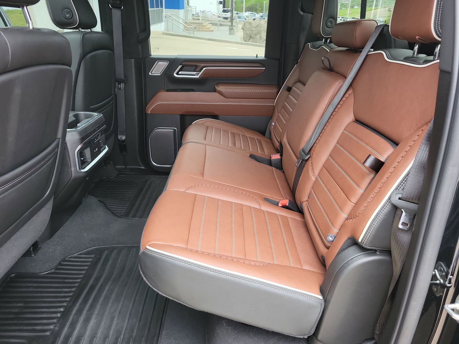 Used 2025 GMC Sierra 2500 Denali Ultimate AWD/4WD image 26