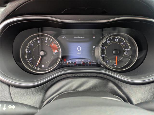 Used 2021 Jeep Cherokee Limited AWD/4WD image 10
