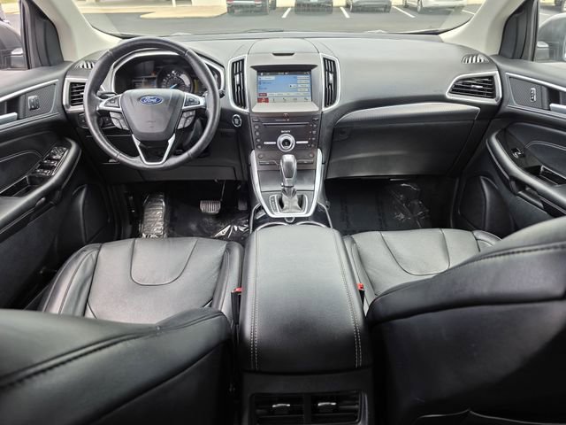 Used 2018 Ford Edge Titanium w/ Cold Weather Package FWD image 8