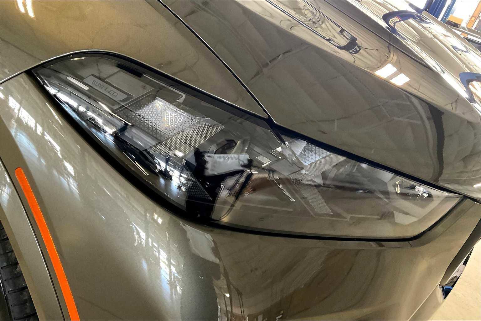 New 2026 BMW X5 M60i w/ Climate Comfort Package image 13