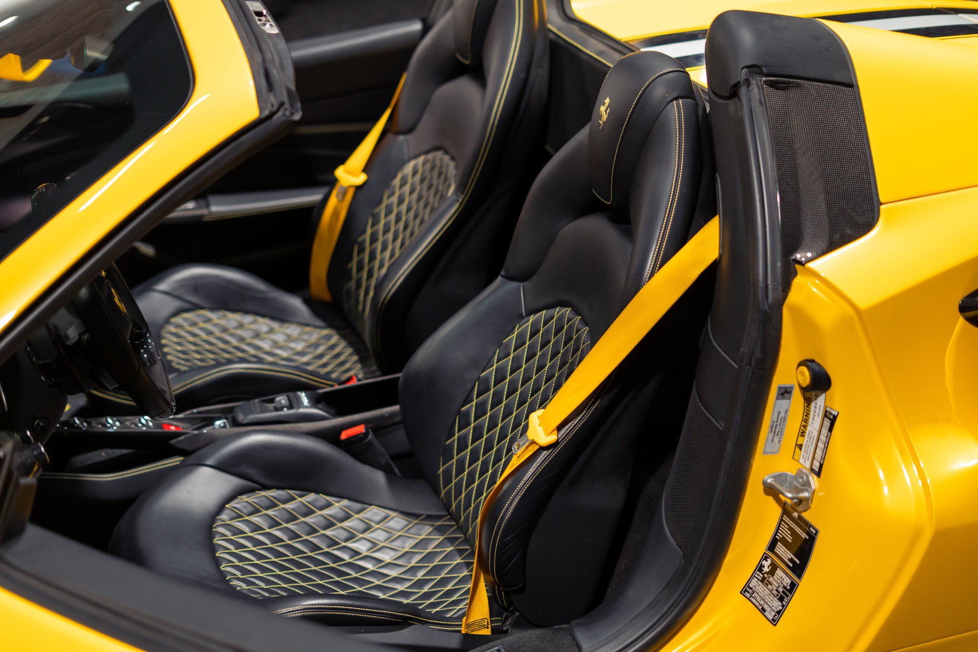 Used 2021 Ferrari F8 Tributo RWD image 35