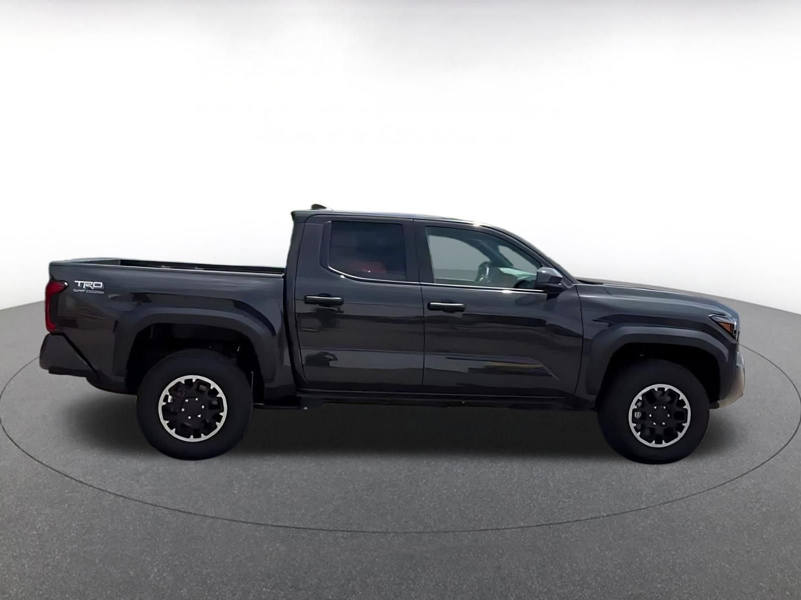 Used 2025 Toyota Tacoma TRD Off-Road AWD/4WD image 14
