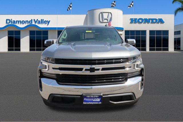 Used 2022 Chevrolet Silverado 1500 LT w/ Convenience Package II image 2