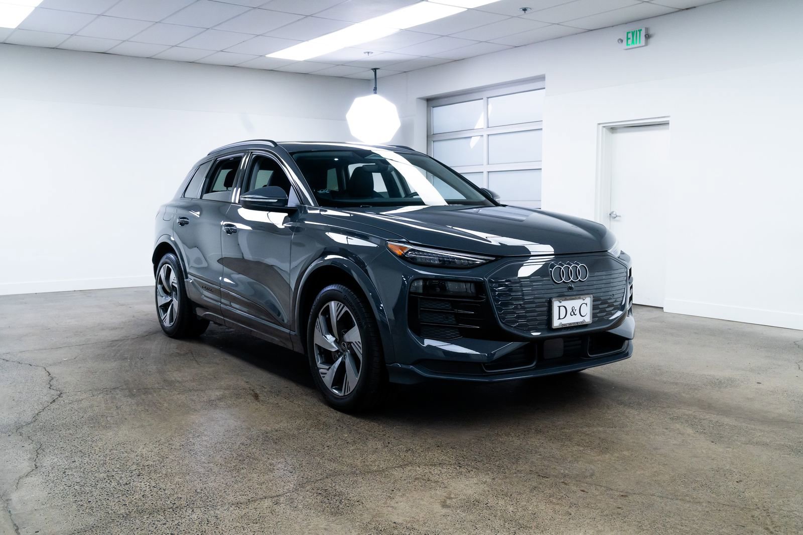 Used 2025 Audi Q6 e-tron Premium Plus w/ Premium Plus image 26