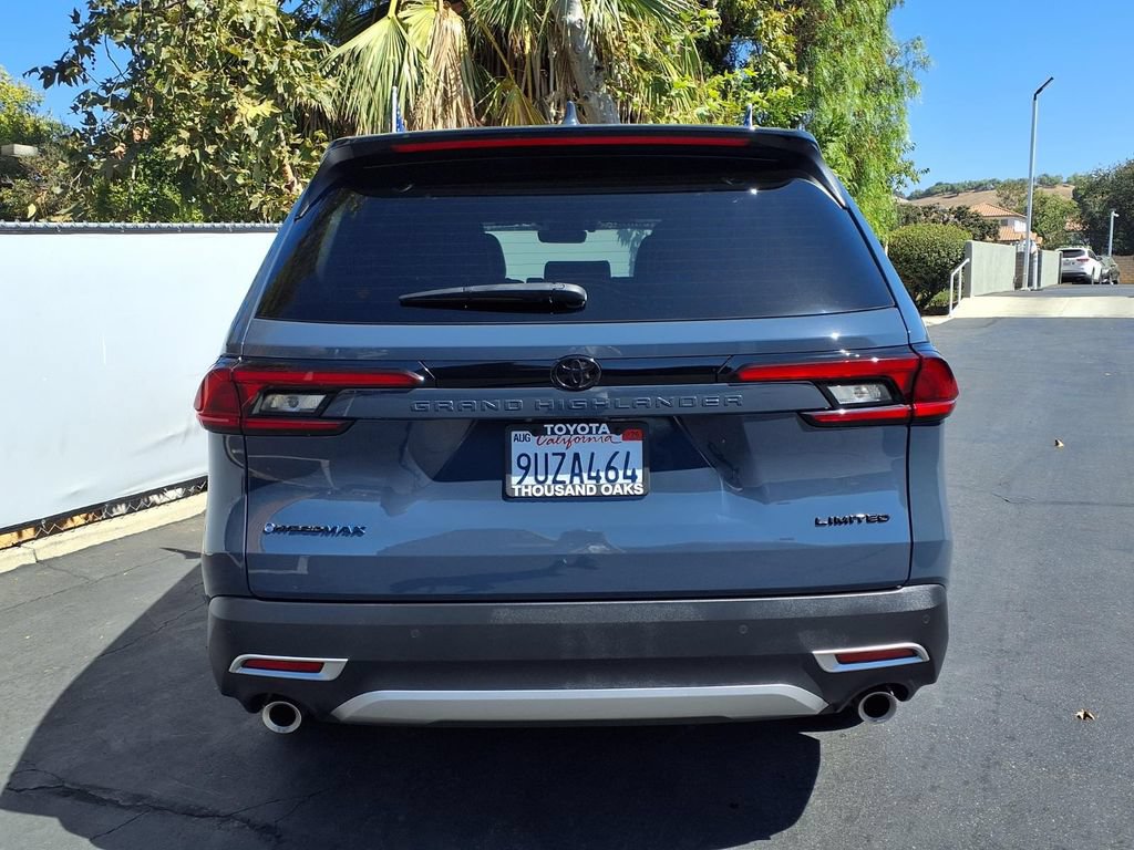 Certified 2025 Toyota Grand Highlander AWD Hybrid image 7