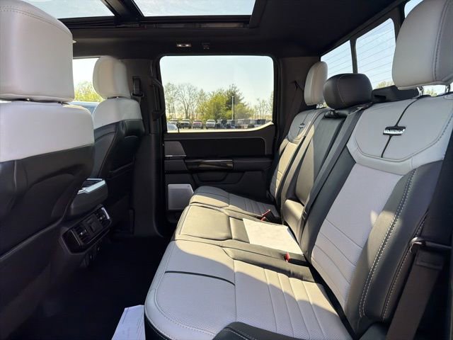 Used 2023 Ford F150 Lightning Platinum AWD/4WD image 20