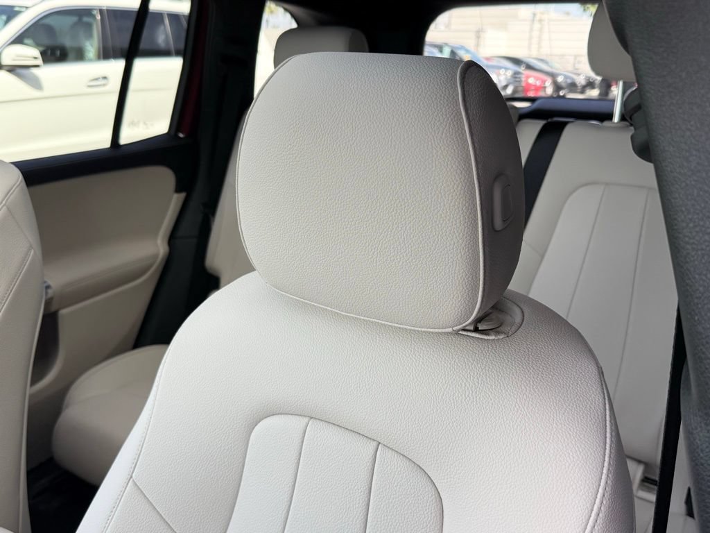 New 2026 Mercedes-Benz GLB 250 image 3