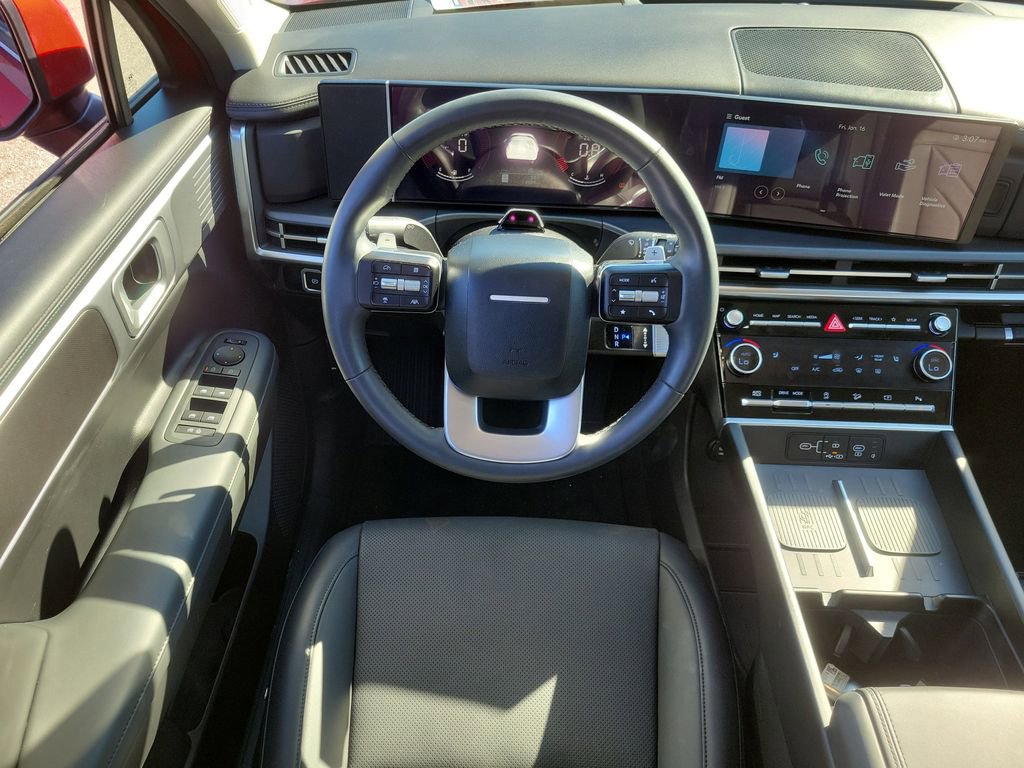 Used 2025 Hyundai Santa Fe SEL image 18