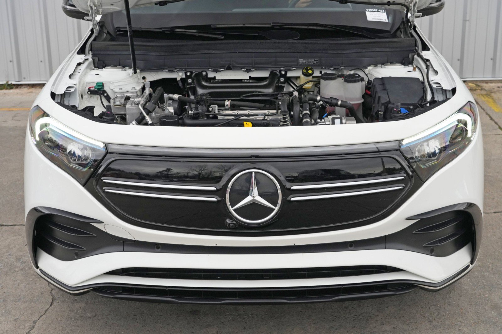 Used 2022 Mercedes-Benz EQB 350 4MATIC image 7