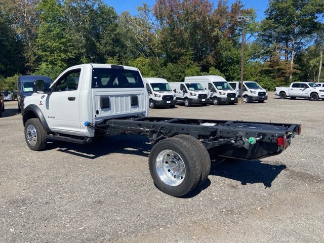 New 2026 RAM 5500 4x4 Regular Cab image 4