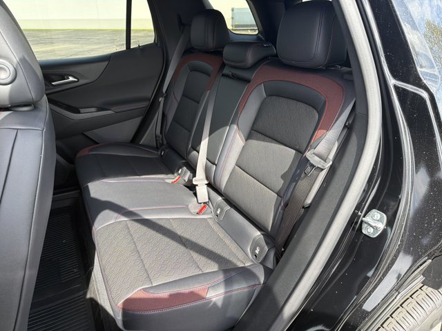 New 2026 Chevrolet Equinox RS w/ Convenience Package III AWD/4WD image 25