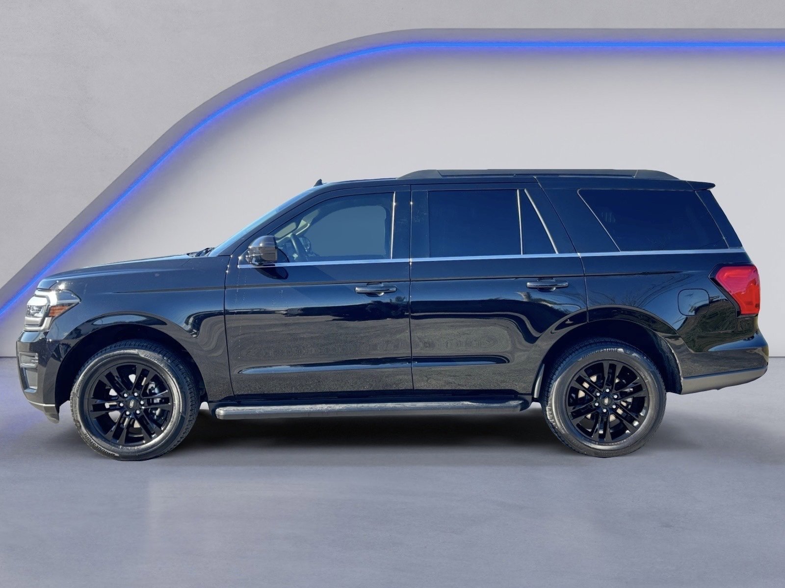 Used 2022 Ford Expedition XLT image 12