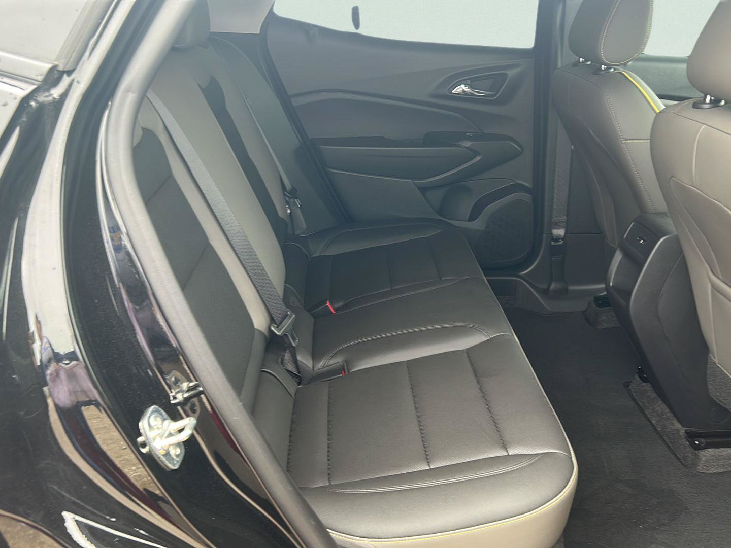 Used 2025 Chevrolet Trax ACTIV w/ Sunroof Package FWD image 26